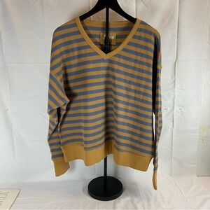 🧶 Natural Reflections Striped Waffle Knit Top — Size L